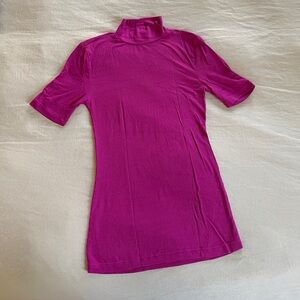 BCBGMaxAzria Fuchsia Short Sleeve Turtleneck Top